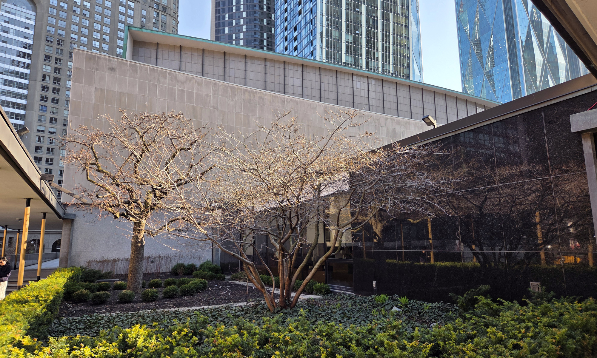 Meridian Hall integrated landscape, Toronto, ON Meridian Hall integrated landscape, Toronto, ON
